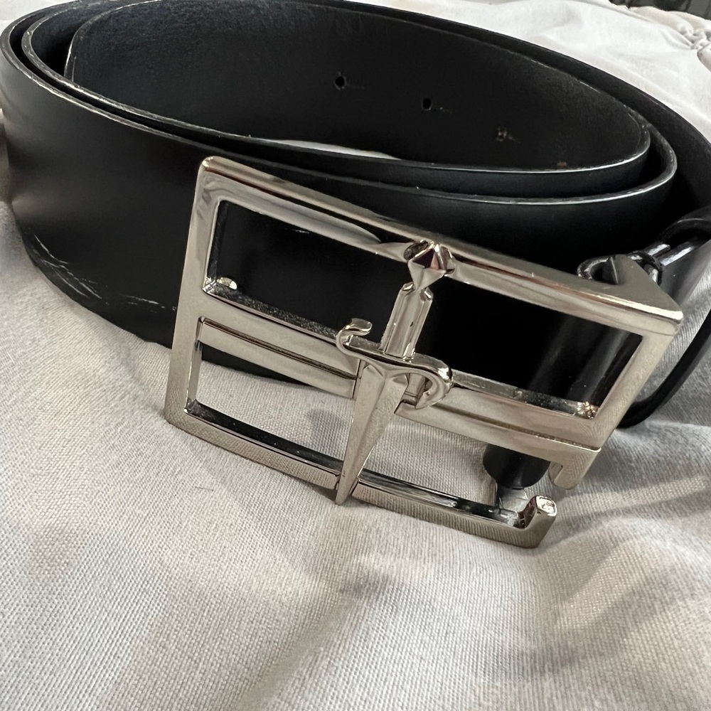 Cesare paciotti belt good condition
